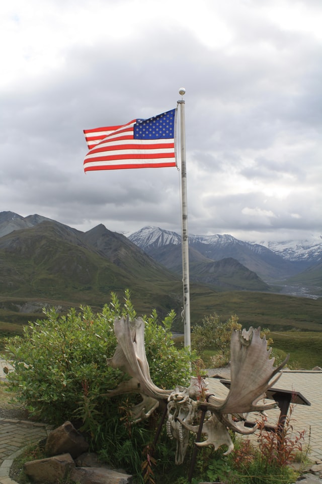 A visit to Denali National Park is complemented by a visit to the Denali state park.