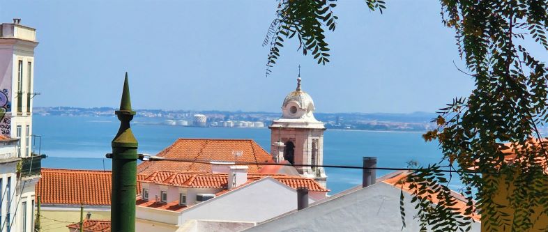 Ultimate Lisbon Itinerary Alfama District
