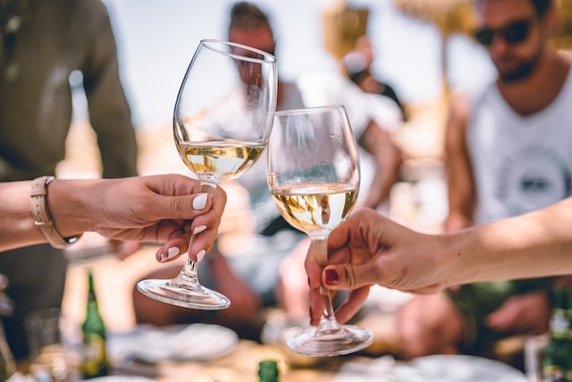 wine tasting in Maui is a unique experience